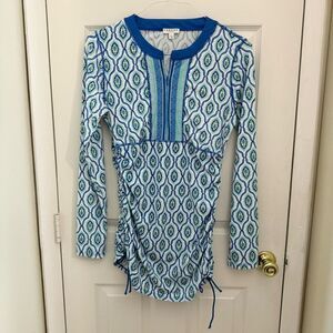 Cabana Life Women’s Swim Top Size Large Blue Green Ruched Patterned Long Sleeve
